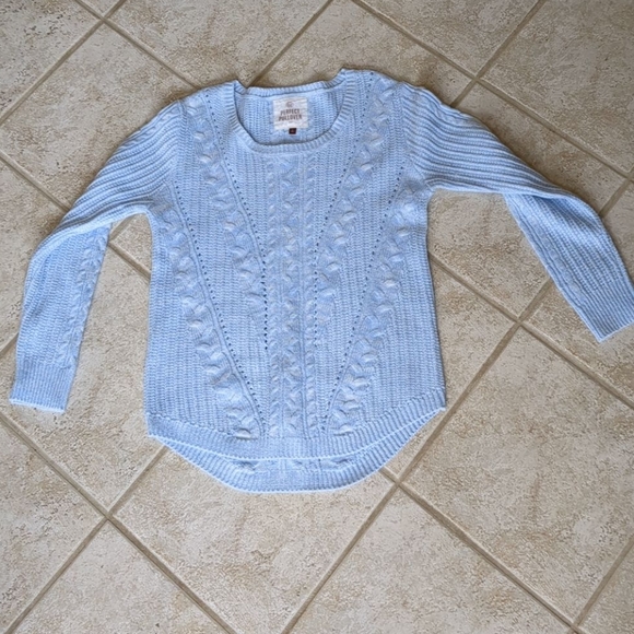 SO Sweaters - Light Blue Knit Sweater